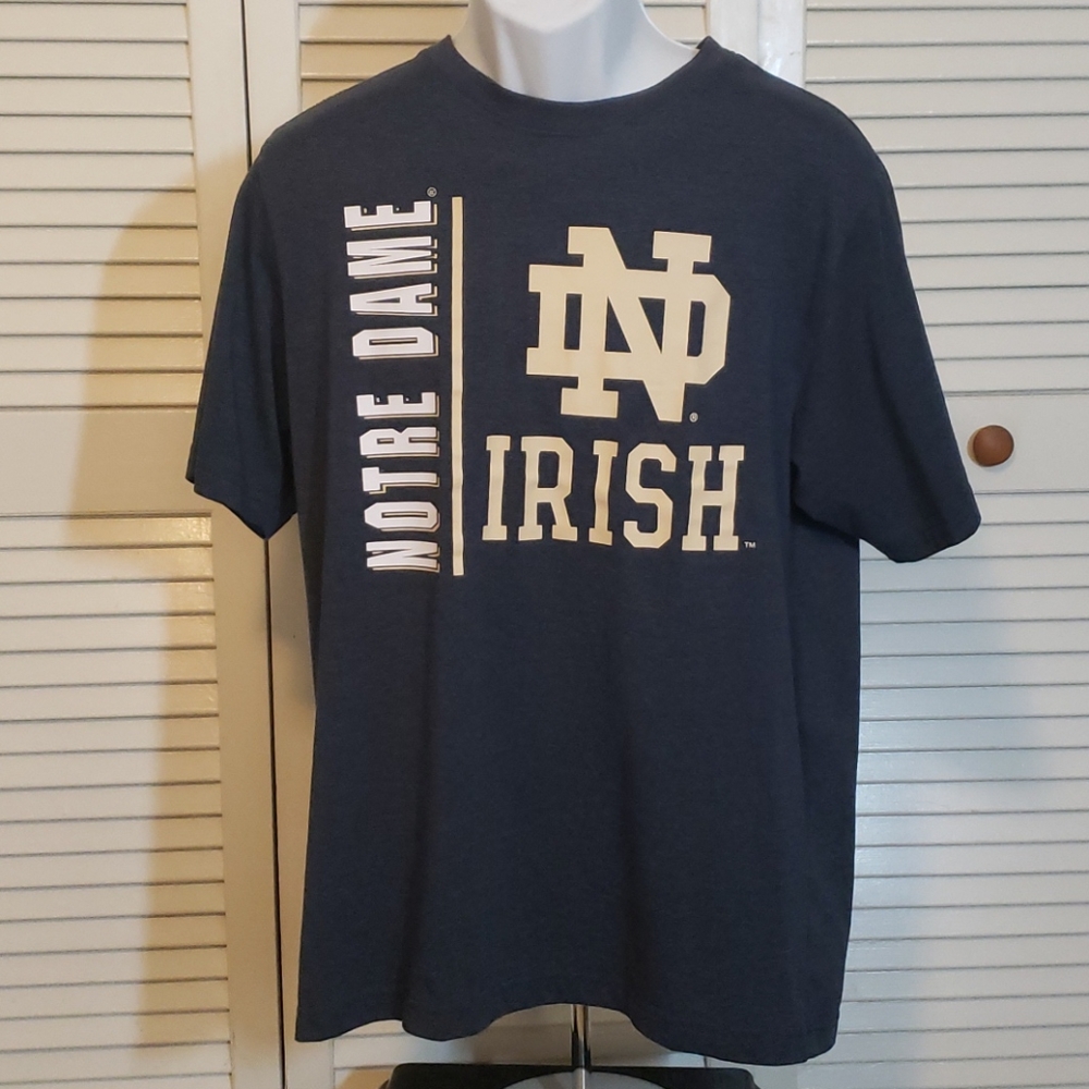 Notre Dame Tee Shirt Size Large